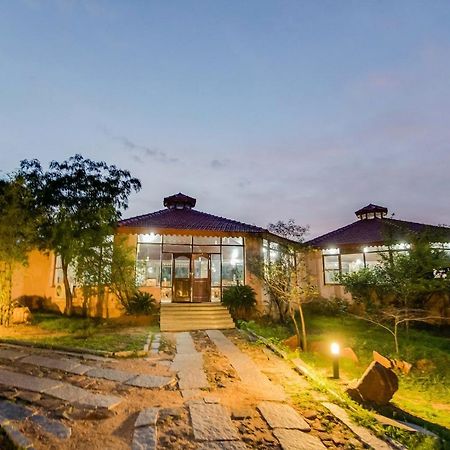 Hampi Heritage & Wilderness Resort-Jungle Lodges Bellary Exterior photo